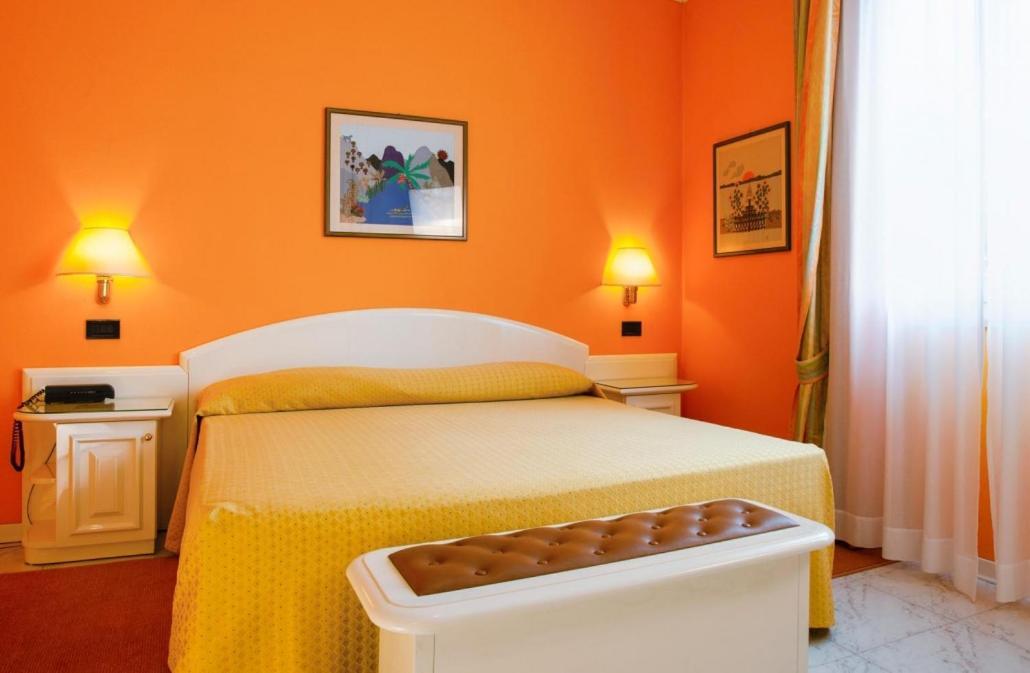 Hotel Villa Leri Monte Colombo Exterior photo